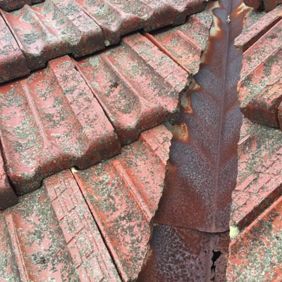 Why Roof Valley Defects Can Lead to Persistent Leaks - Defects