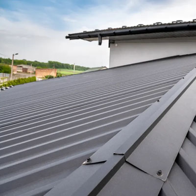Common Metal Roof Ridge Capping Problems That Lead to Leaks - Lifting edge