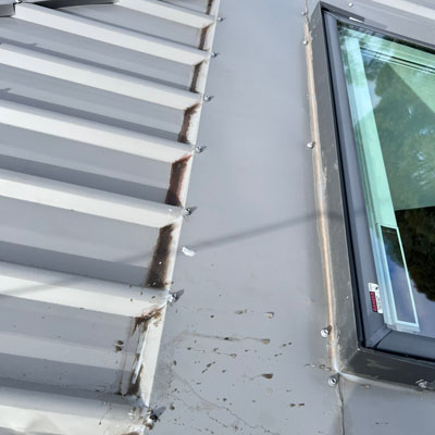 Why Skylights and Roof Windows Often Leak - Leaking flashing