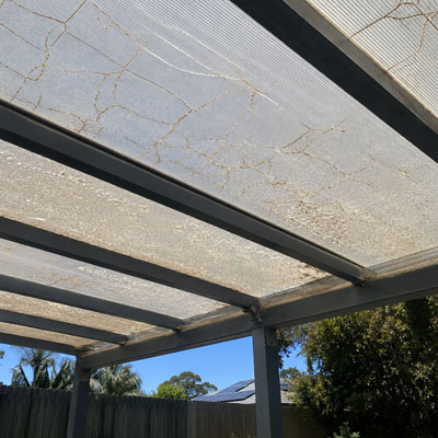 How Long Do Polycarbonate Roof Sheets Last - Cracked polycarbonate sheets