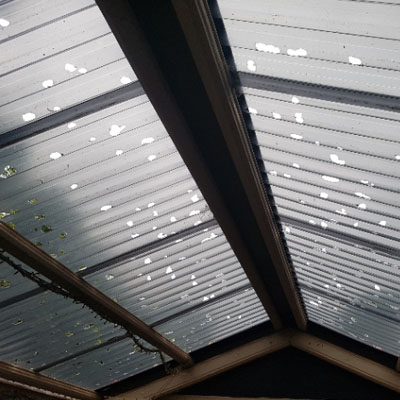 Why Are My Clear Roof Sheets Cracking - Brittle polycarbonate sheet