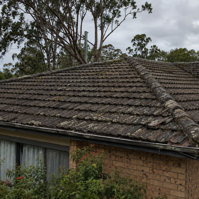 Roof Inspections Before Buying a Property on the Gold Coast - Poor quality roof