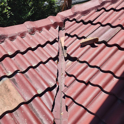 How Often Should a Tile Roof Be Inspected - Tiled roof valley